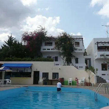 Ledra Apartment *